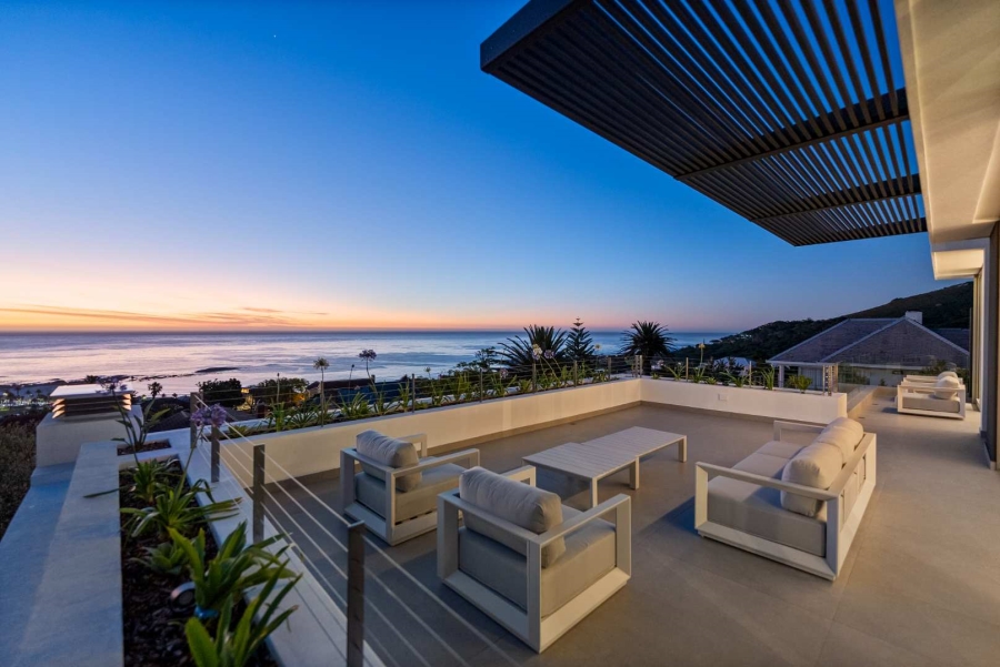 5 Bedroom Property for Sale in Camps Bay Western Cape